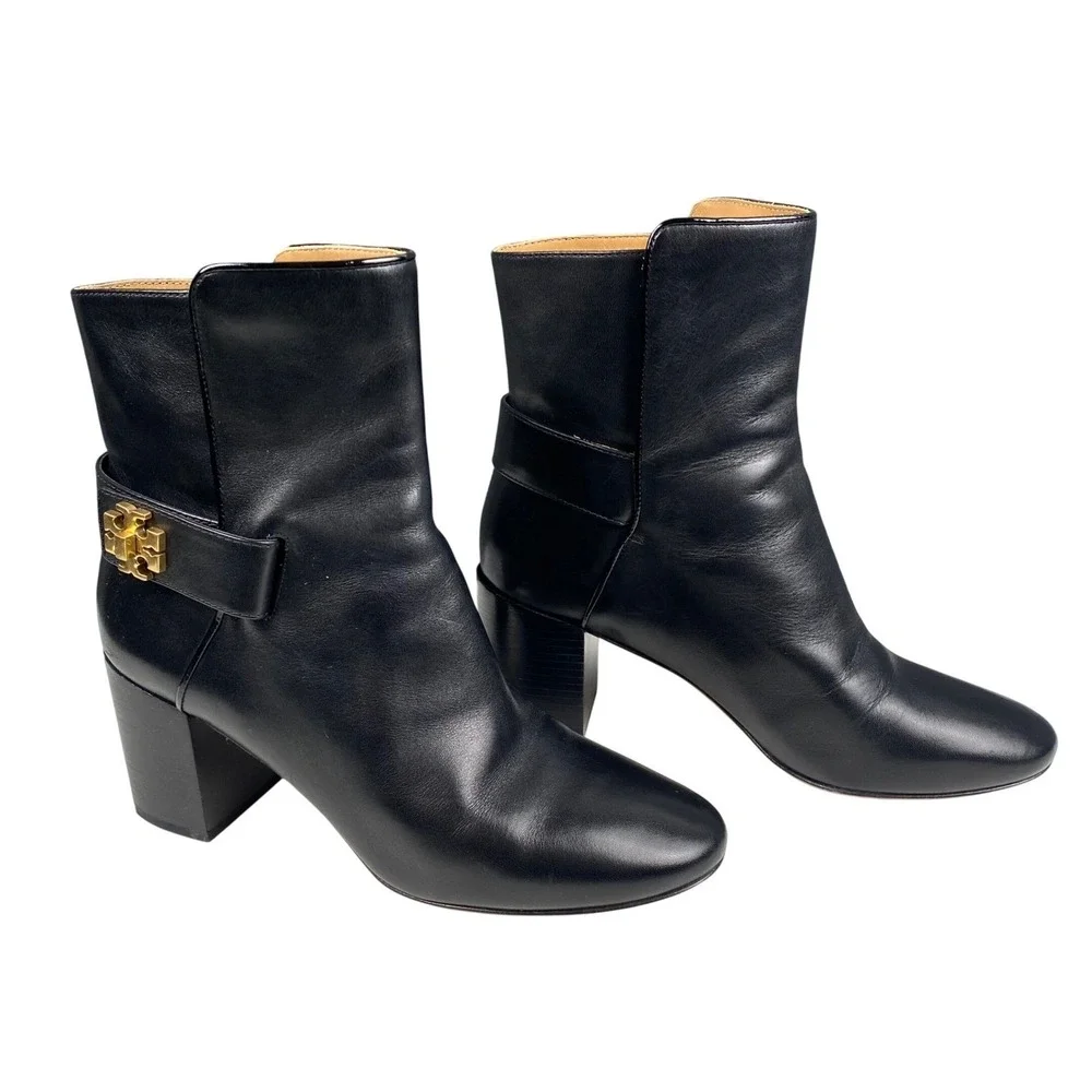 Tory Burch Black Leather Logo Turn Lock‎ Block Heel Ankle Boots 10942 F20 7.5 WP